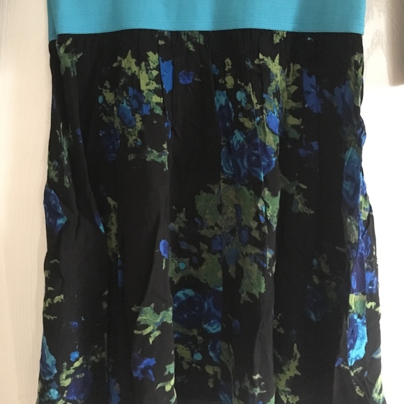 Floral Tunic/Mini Dress - Picture 3 of 3